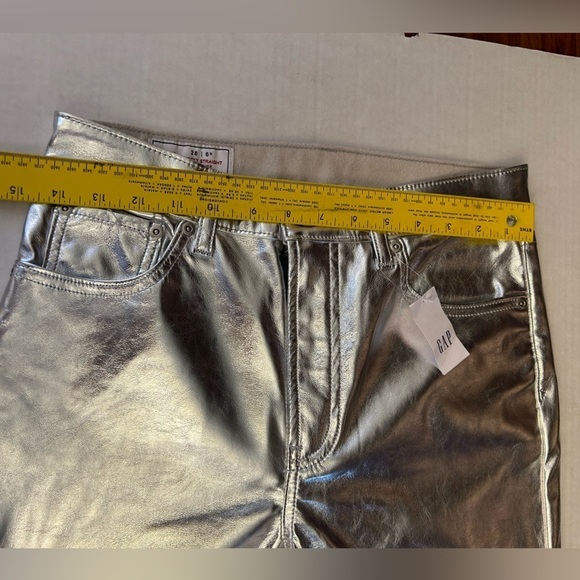 Silver metallic 5 pocket shiny silver faux leather jean Gap NWT Sz-6R (28). H17 - Picture 15 of 16